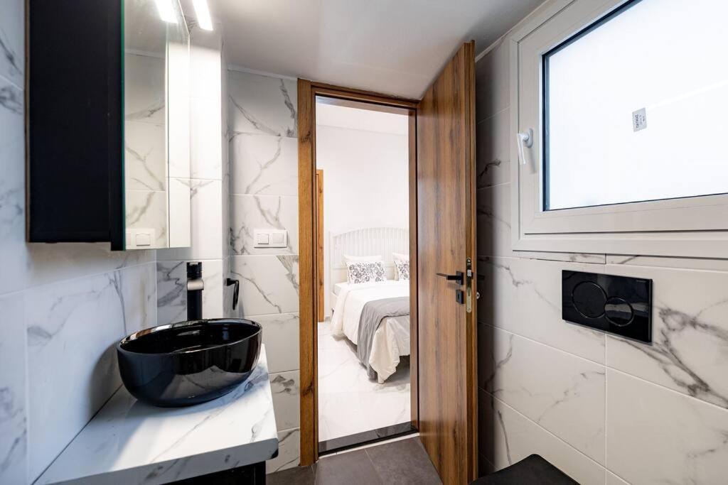 Spacious And Modern Flat At Koukaki, Near Acropolis Афины Экстерьер фото